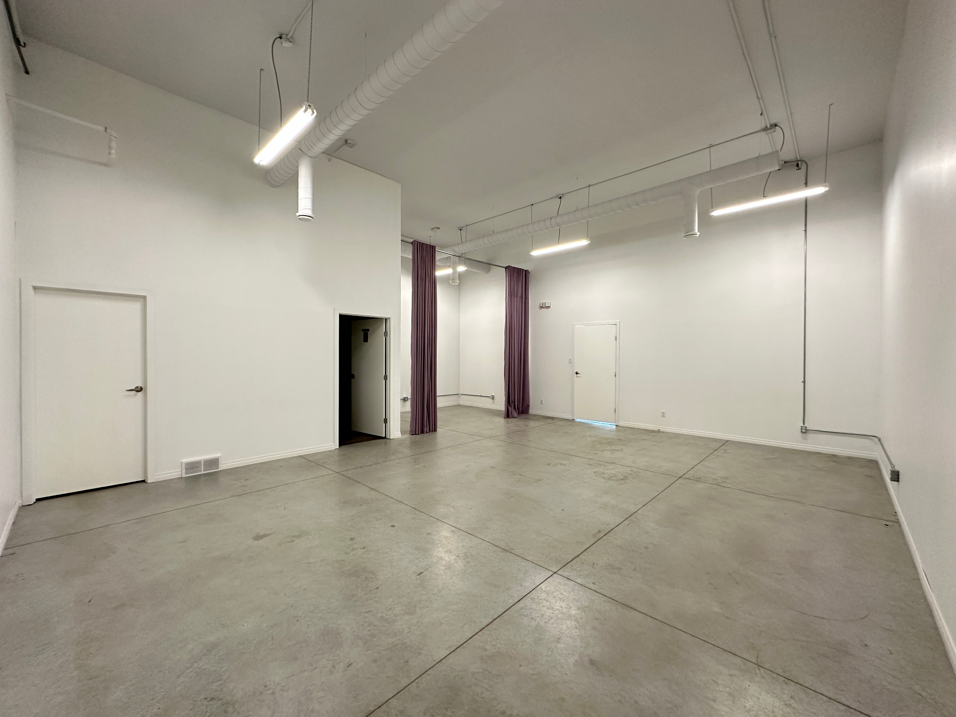 Warman 商业园区 · 1211 Boucher Avenue #14 单元 | 售价 $264,900——林与唐地产 - 9